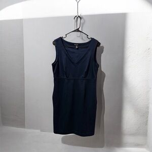 George dress for women, size M (8-10), dark blue color.